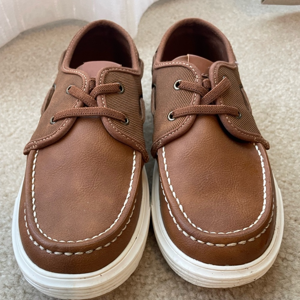 Nordstrom Brand big boys boat shoes.  Size 3M
